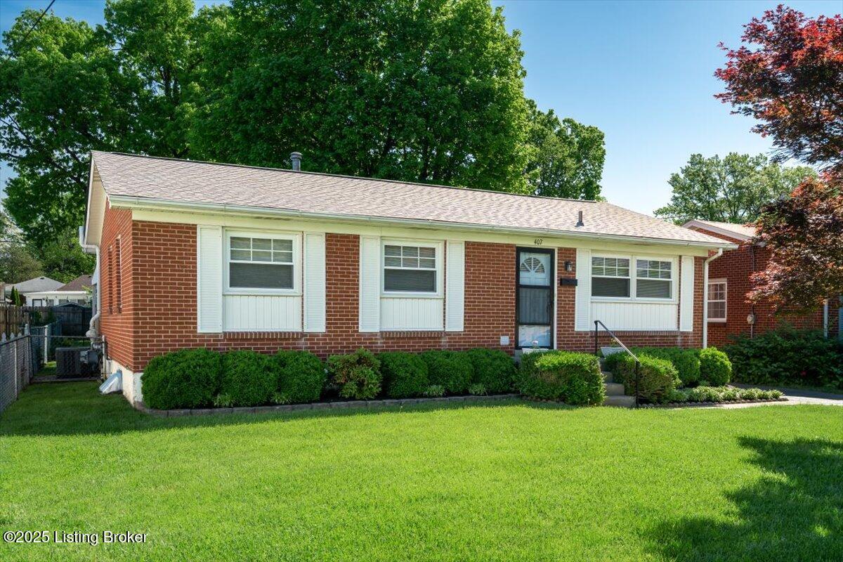 407 N Birchwood Ave, Louisville, Pennsylvania image 1