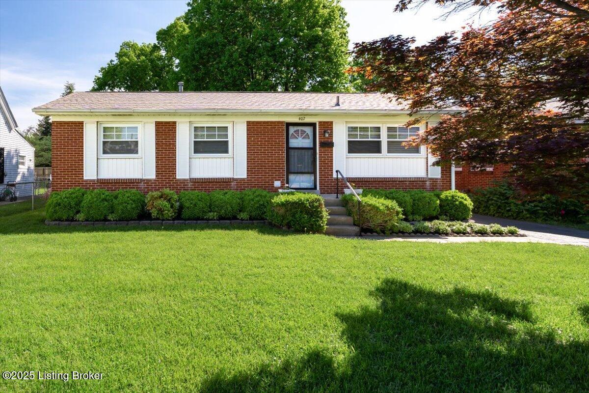 407 N Birchwood Ave, Louisville, Pennsylvania image 2