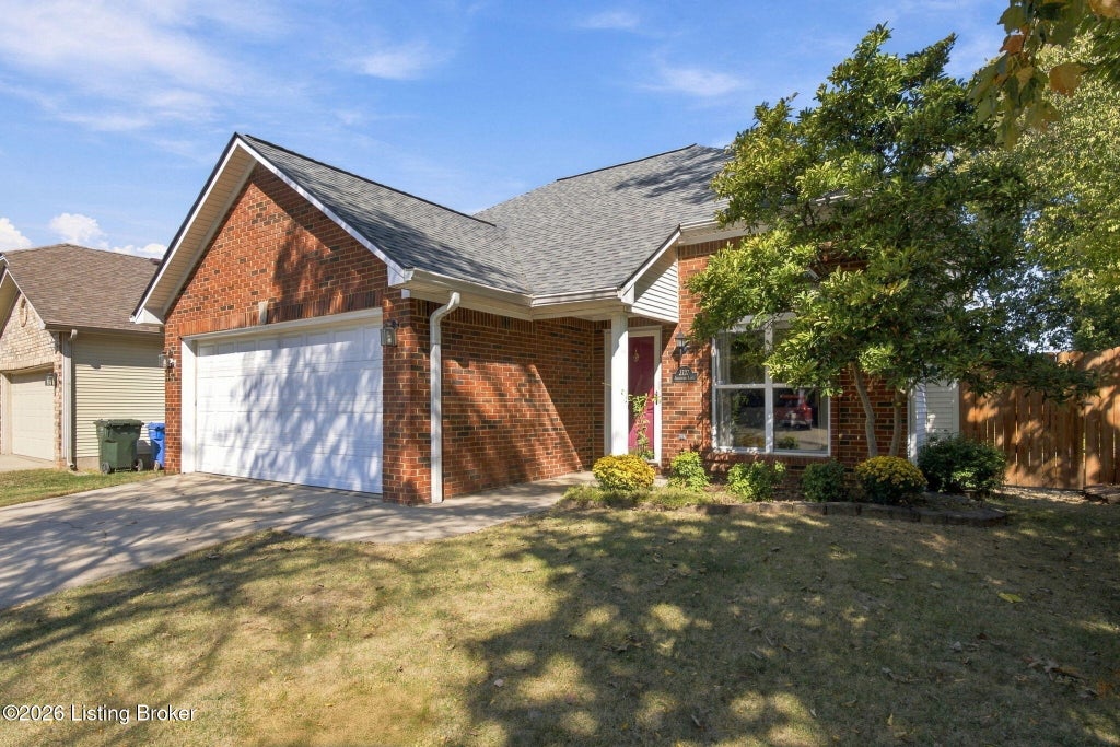 Photo of 2737 Jacquelyn Ln, Lexington, KY 40511 (MLS # 1731358)