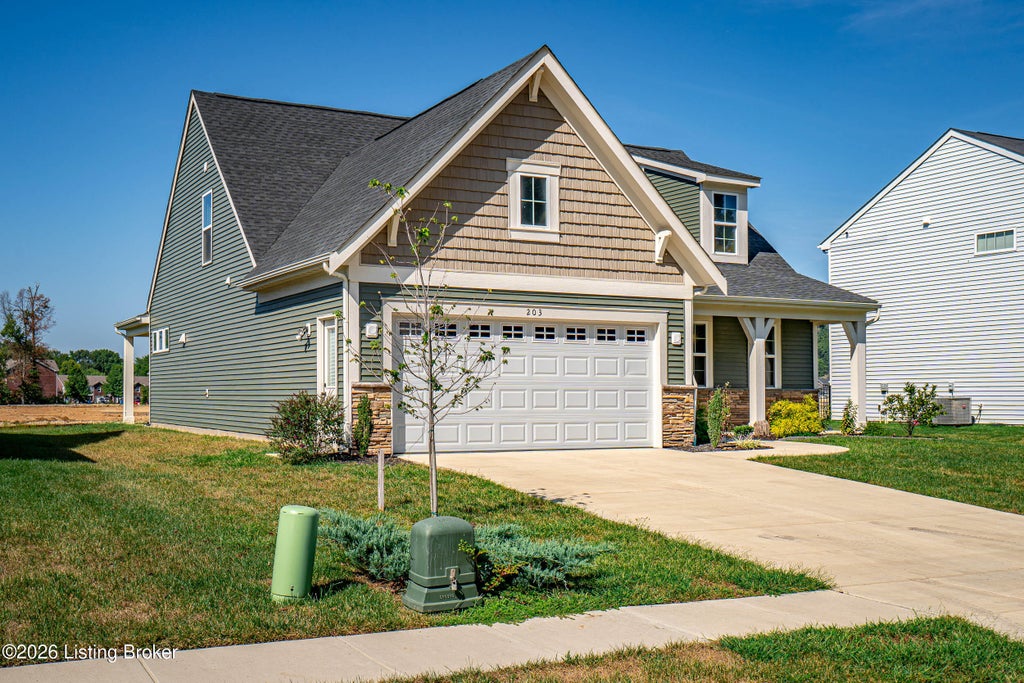 Photo of 203 Stargaze Dr, Shepherdsville, KY 40165 (MLS # 1729464)