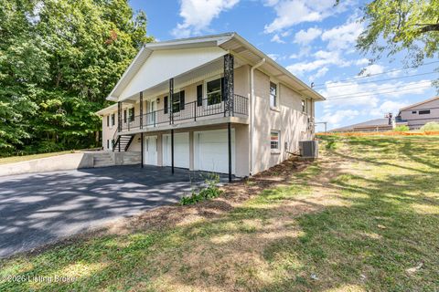 Photo of 213 W French St, Elizabethtown, KY 42701 (MLS # 1708180)