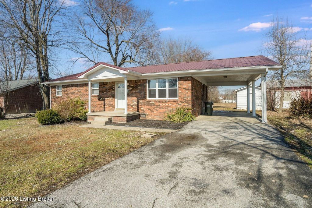 Photo of 117 Locust St, Hardinsburg, KY 40143 (MLS # 1709274)