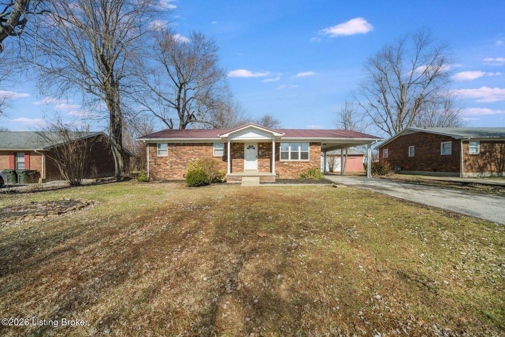 Photo of 117 Locust St, Hardinsburg, KY 40143 (MLS # 1709274)
