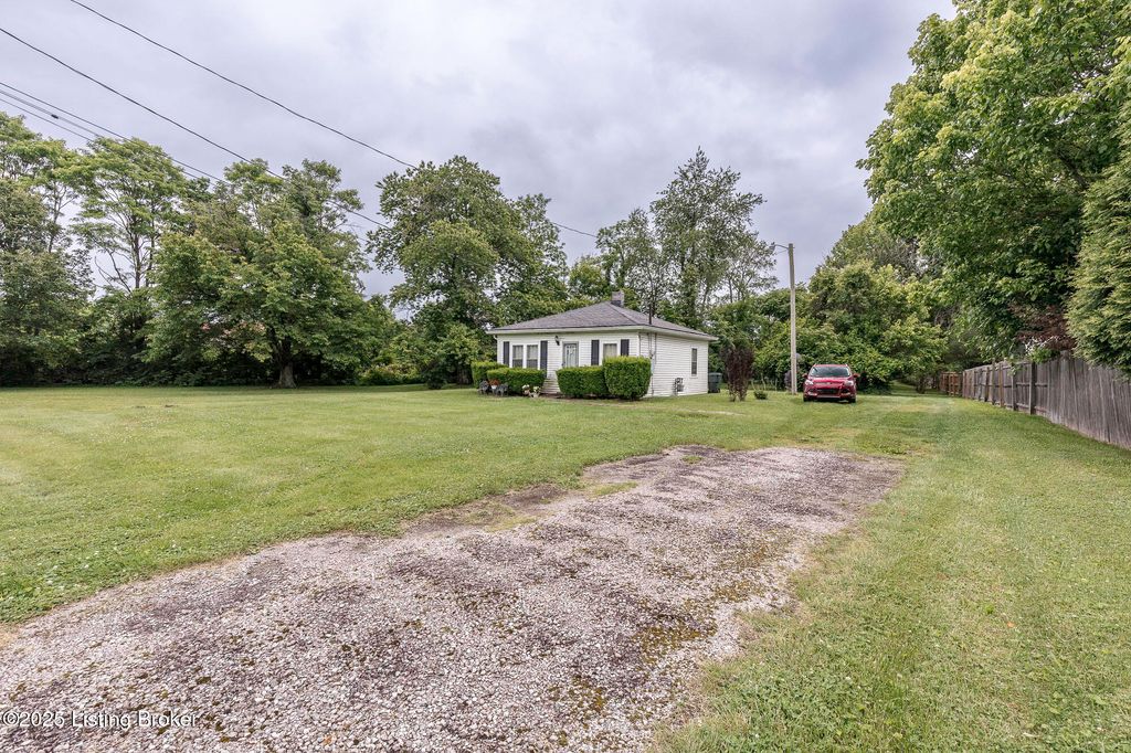 Photo of 9416 Old Six Mile Ln, Louisville, KY 40299 (MLS # 1708411)