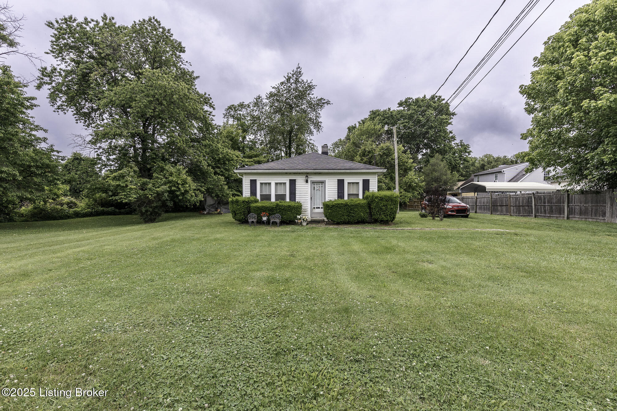 SixMile008