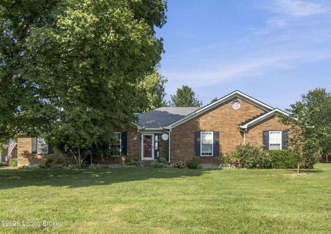 Homes For Sale - 1318 Worth Ave<br/> Bullitt County, Shepherdsville, KY 40165