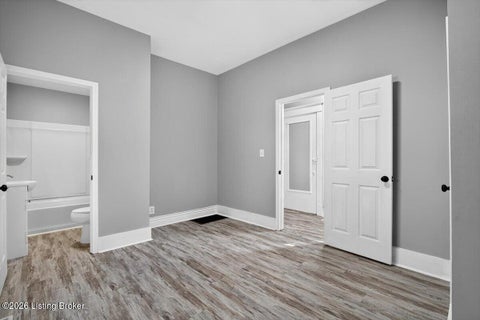 Tiny photo for 3212 W Kentucky St, Louisville, KY 40211 (MLS # 1728992)