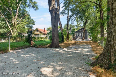 Tiny photo for 3212 W Kentucky St, Louisville, KY 40211 (MLS # 1728992)