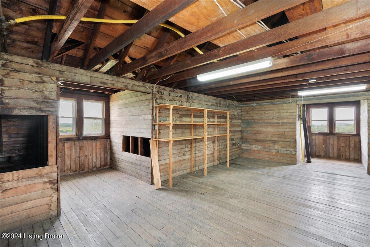 2888 Bardstown Rd, Springfield, Kentucky image 49