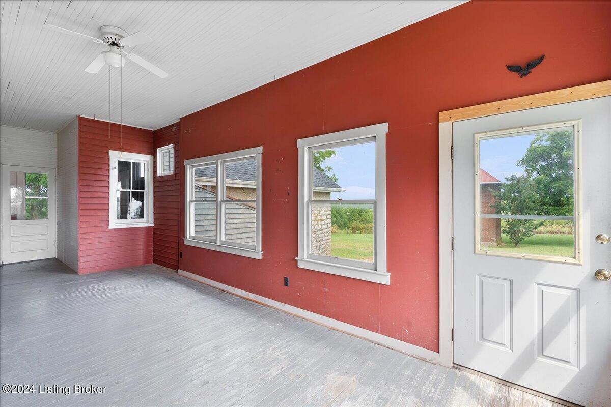 2888 Bardstown Rd, Springfield, Kentucky image 18