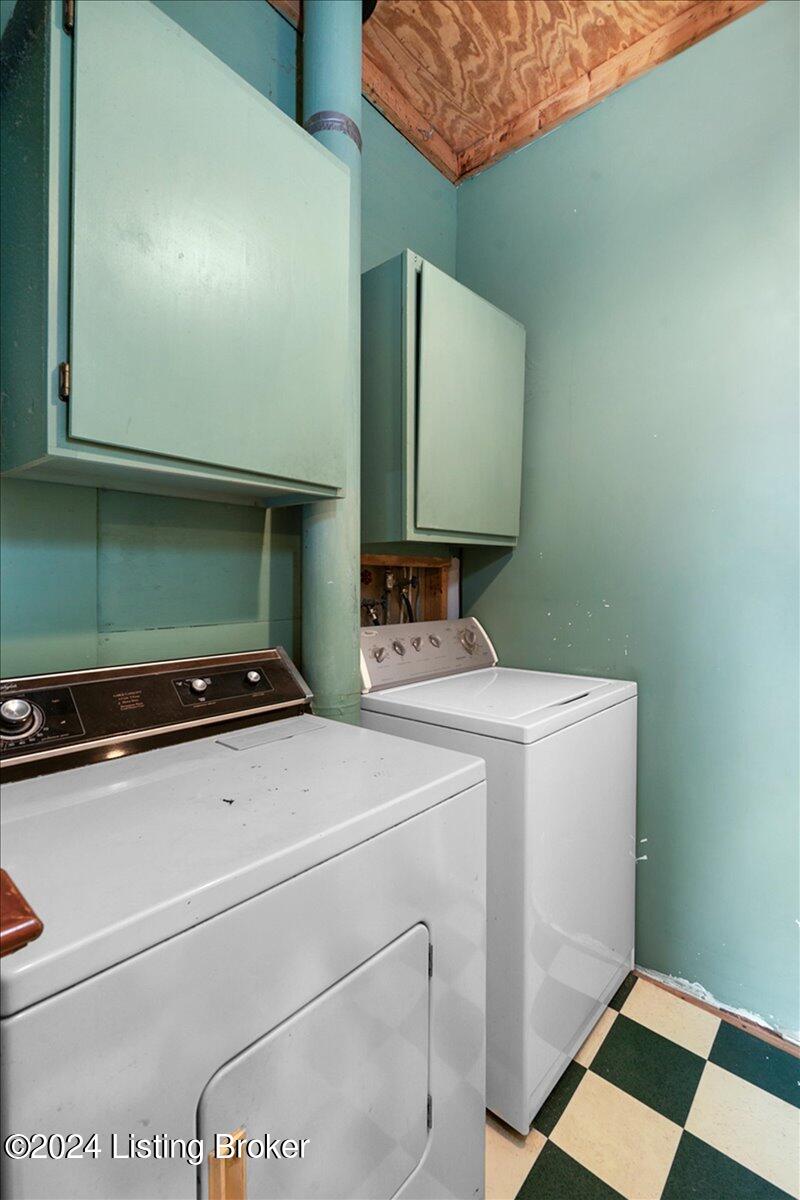 2888 Bardstown Rd, Springfield, Kentucky image 17