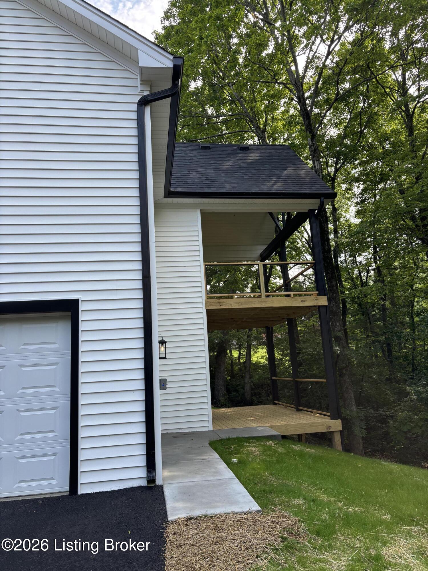 3008 New Moody Ln