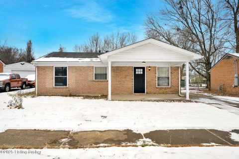 Photo of 6100 Toebbe Ln, Louisville, KY 40229 (MLS # 1705516)