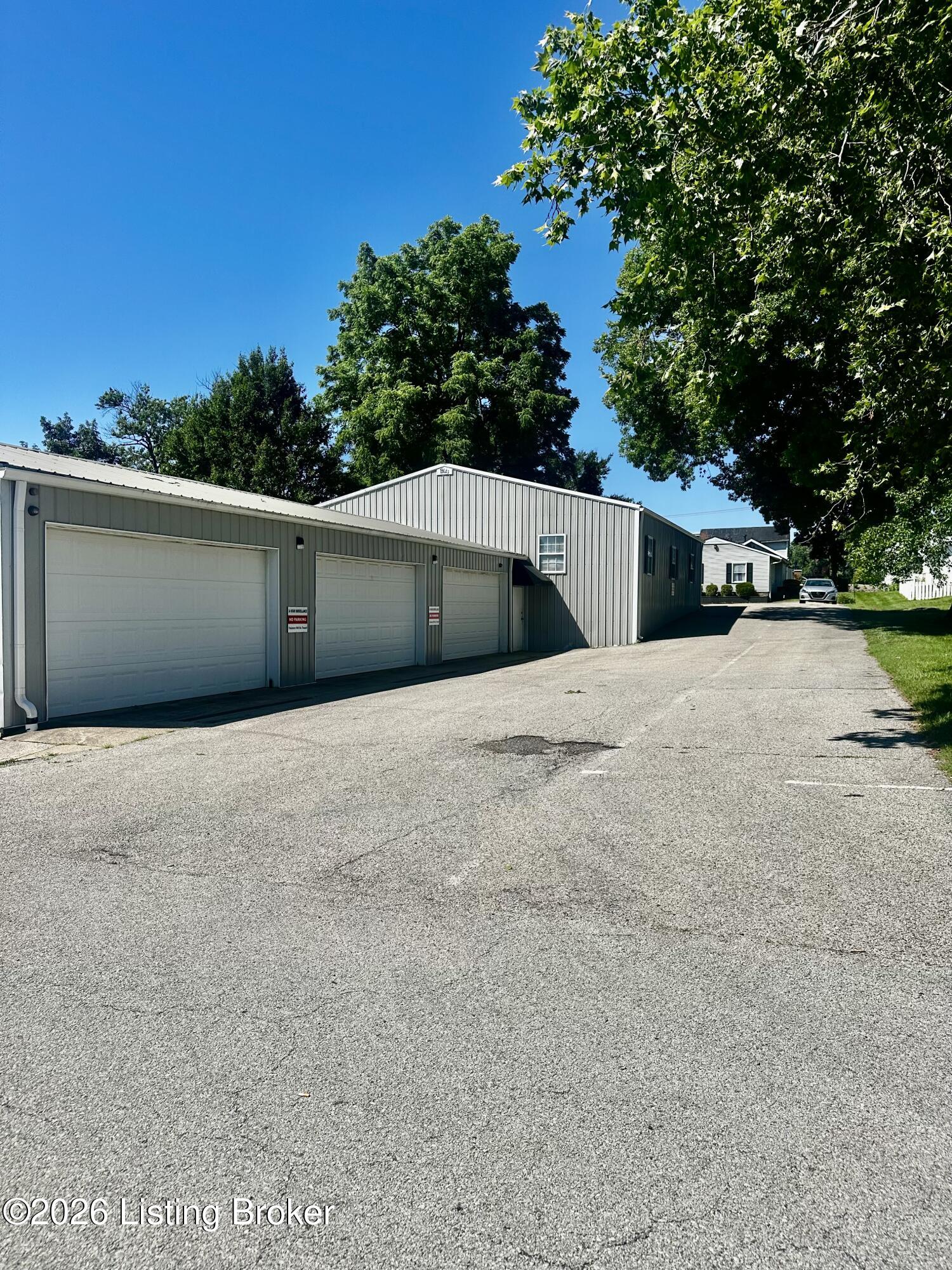 10413 Taylorsville Rd