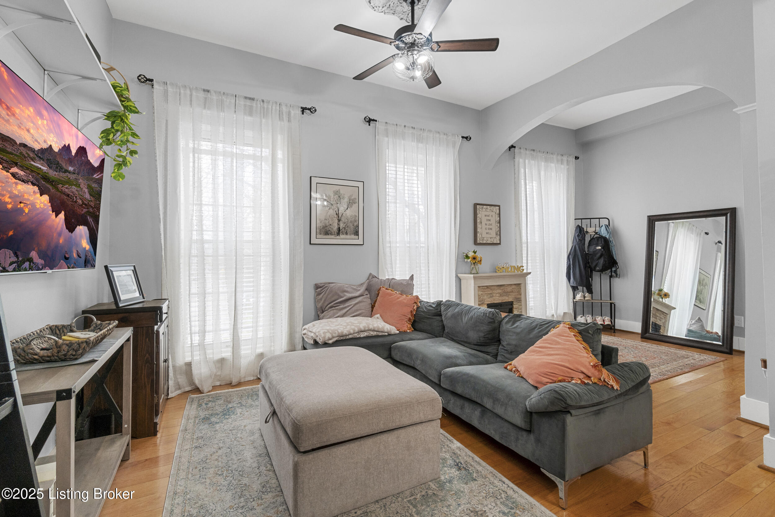116 E Oak St #APT 2, Louisville, Kentucky image 5