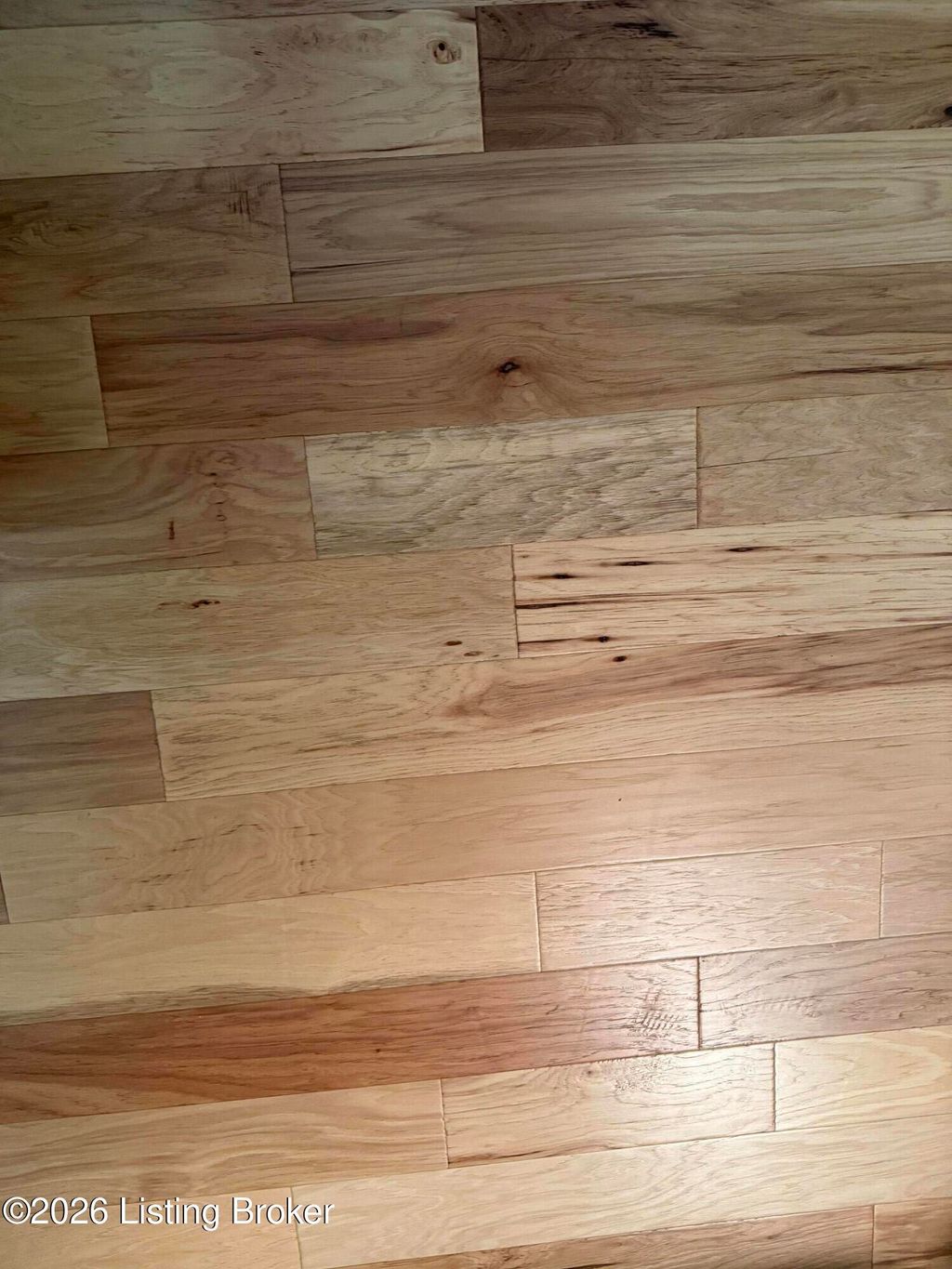 Photo of 401 Bentwood Dr, Shepherdsville, KY 40165 (MLS # 1707059)