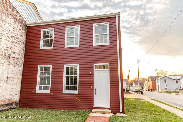 627 Walnut St, Madison, Pennsylvania image 43