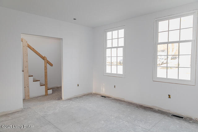 627 Walnut St, Madison, Pennsylvania image 13