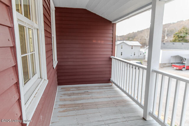 627 Walnut St, Madison, Pennsylvania image 32
