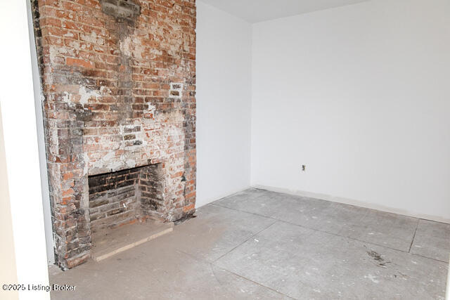 627 Walnut St, Madison, Pennsylvania image 24