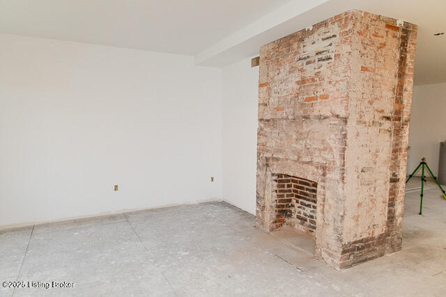 627 Walnut St, Madison, Pennsylvania image 35