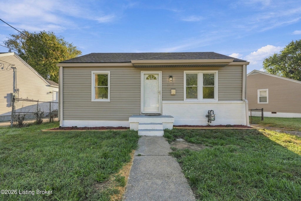 Photo of 1568 Loney Ln, Louisville, KY 40216 (MLS # 1732608)