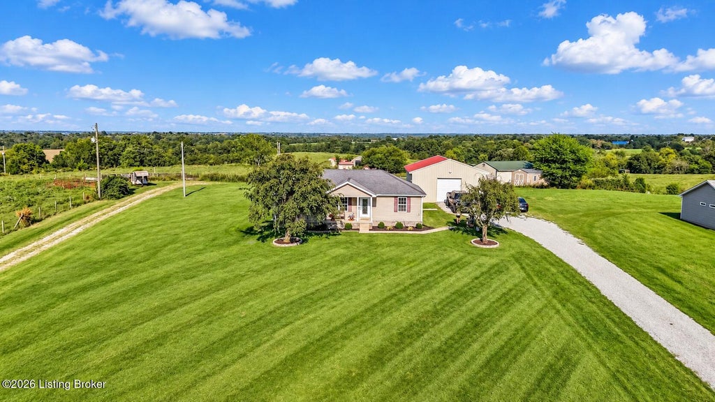 Photo of 9098 Bloomfield Rd, Springfield, KY 40069 (MLS # 1731571)