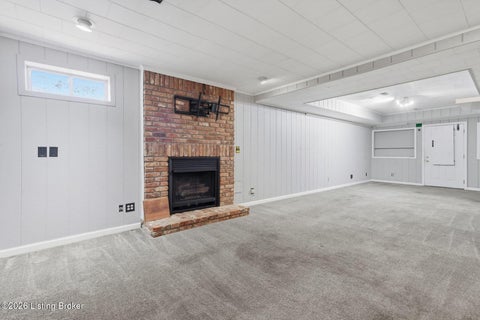 Tiny photo for 6516 Lovers Ln, Louisville, KY 40291 (MLS # 1729381)