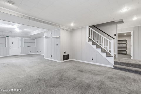 Tiny photo for 6516 Lovers Ln, Louisville, KY 40291 (MLS # 1729381)