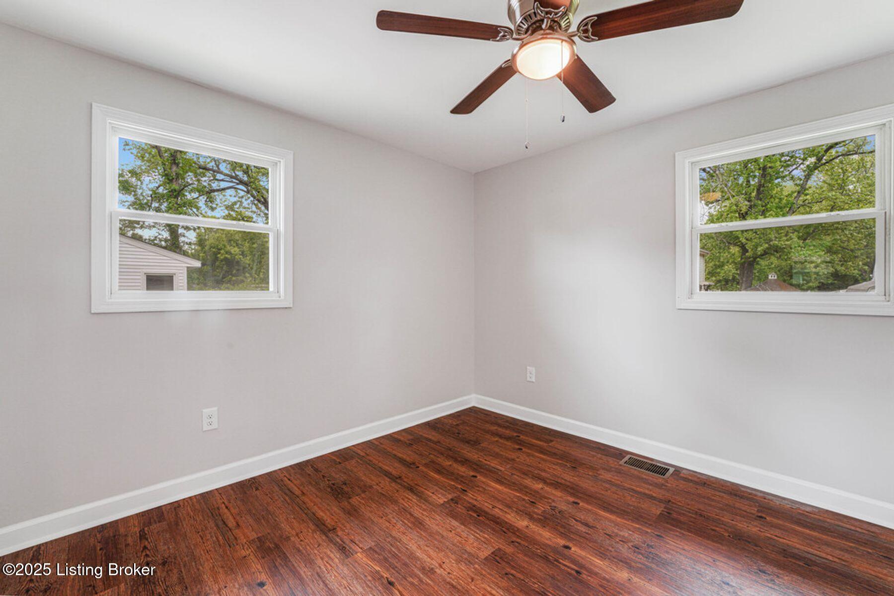 6613 Kenmore Ave, Louisville, Pennsylvania image 15