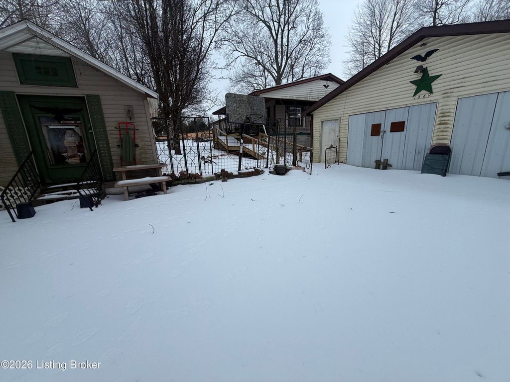 Photo of 1669 N Grandview Church Rd, Cecilia, KY 42724 (MLS # 1709884)