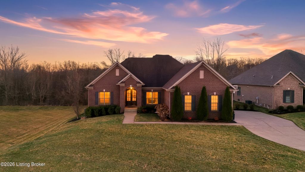 Photo of 15824 Barkley Lake Ct, Louisville, KY 40245 (MLS # 1710122)