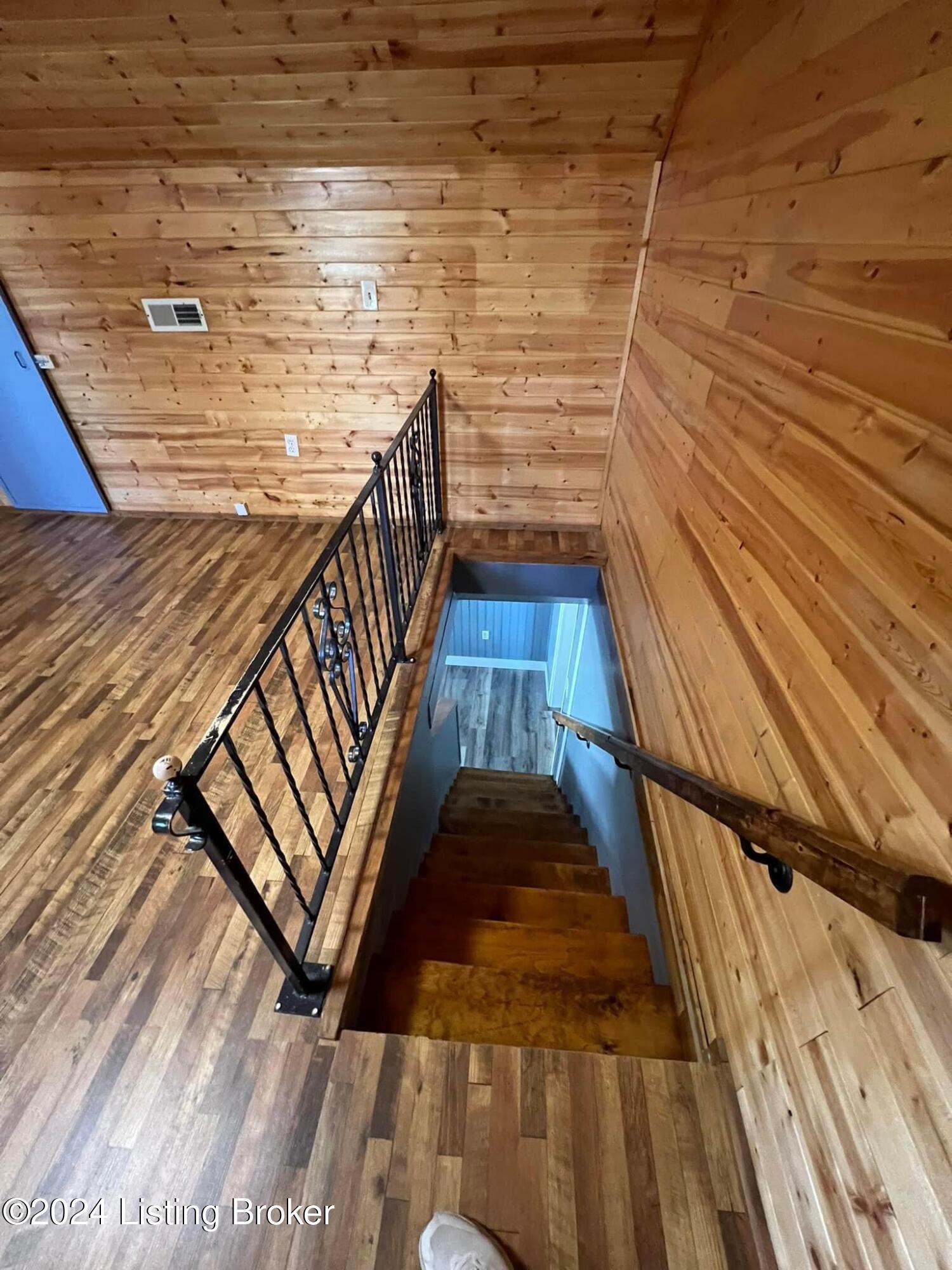 13 W Butler Rd, Harned, Kentucky image 3