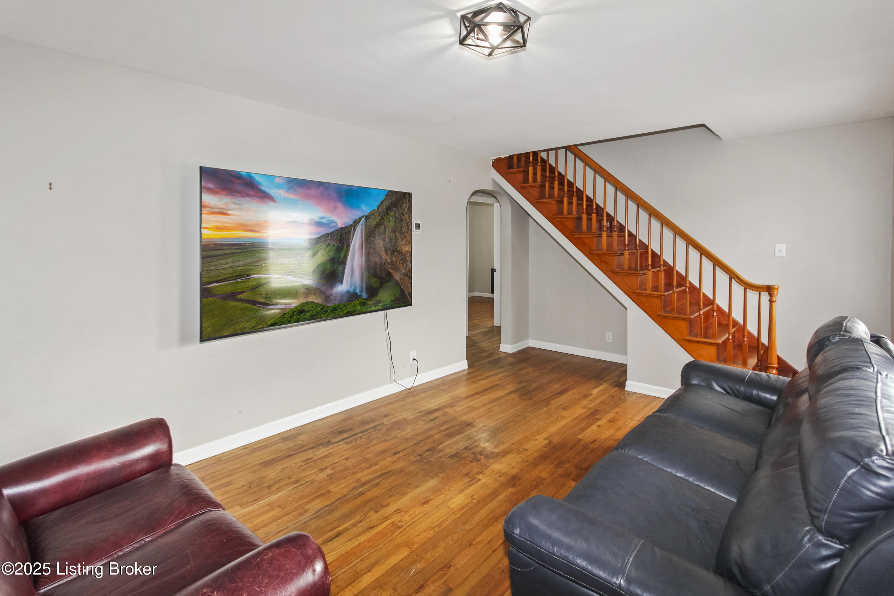 215 West Lane Ln, Harrodsburg, Kentucky image 2