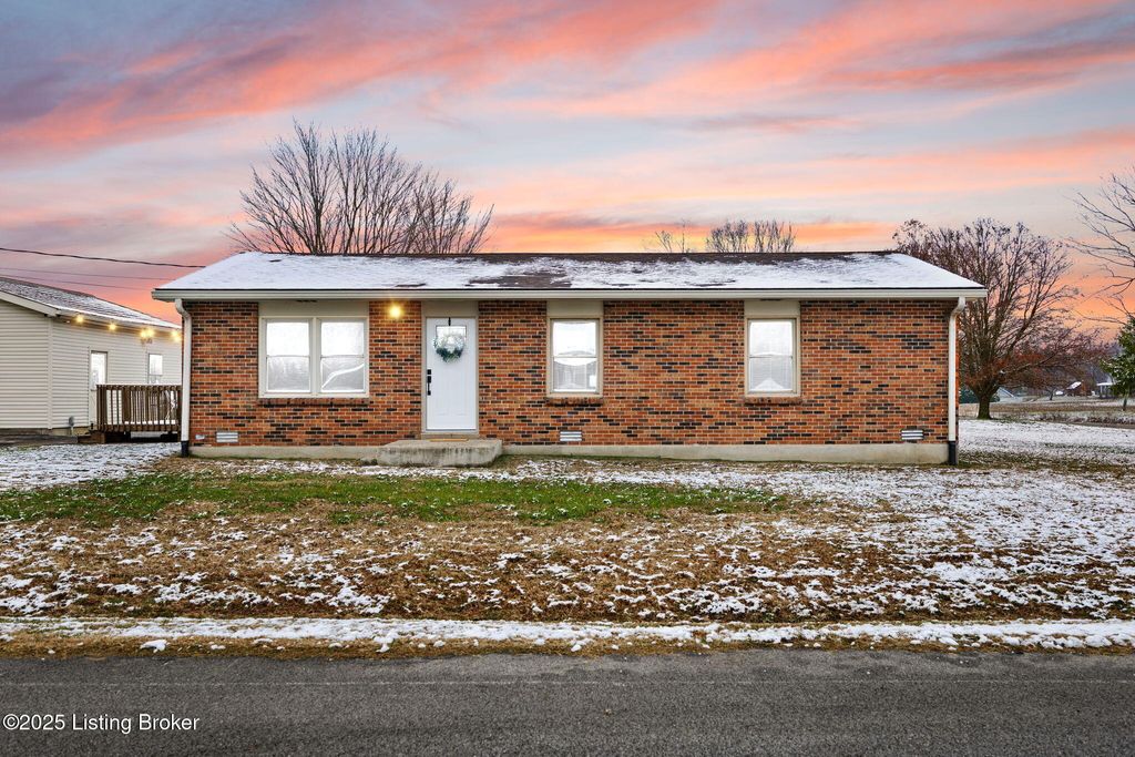 Photo of 20 Oak Grove Ct, Sonora, KY 42776 (MLS # 1704797)