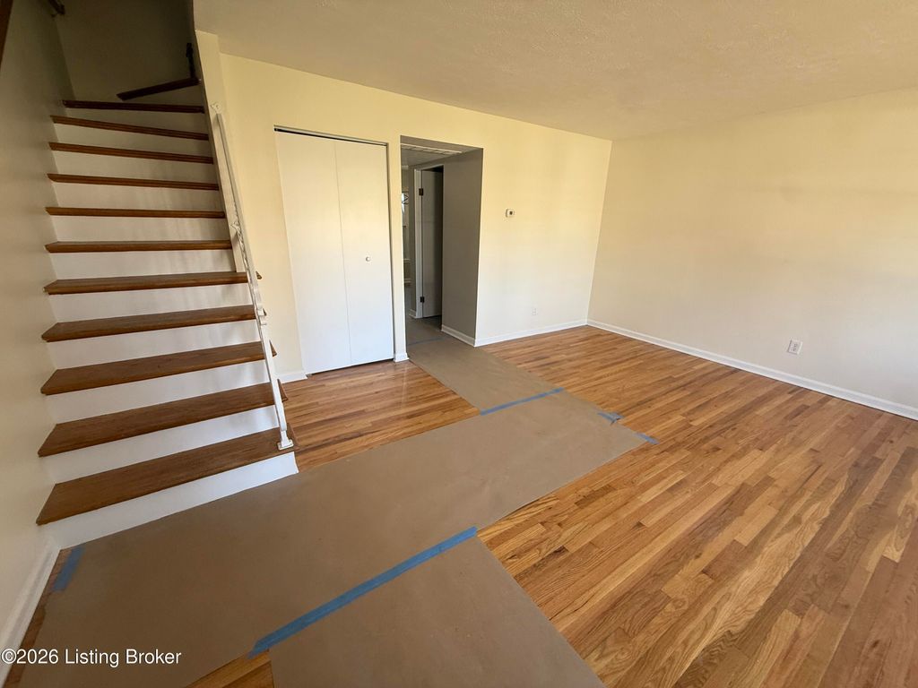 Photo of 2811 Bexley Ct, Louisville, KY 40206 (MLS # 1713072)