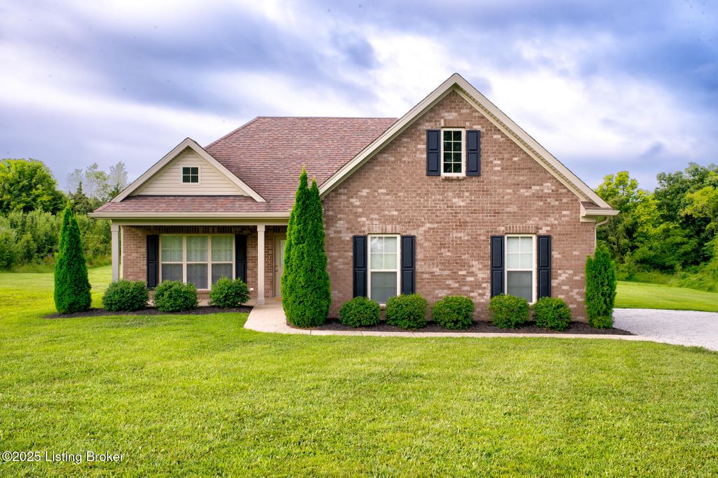Photo of 5270 Payton Ln, Crestwood, KY 40014 (MLS # 1696256)