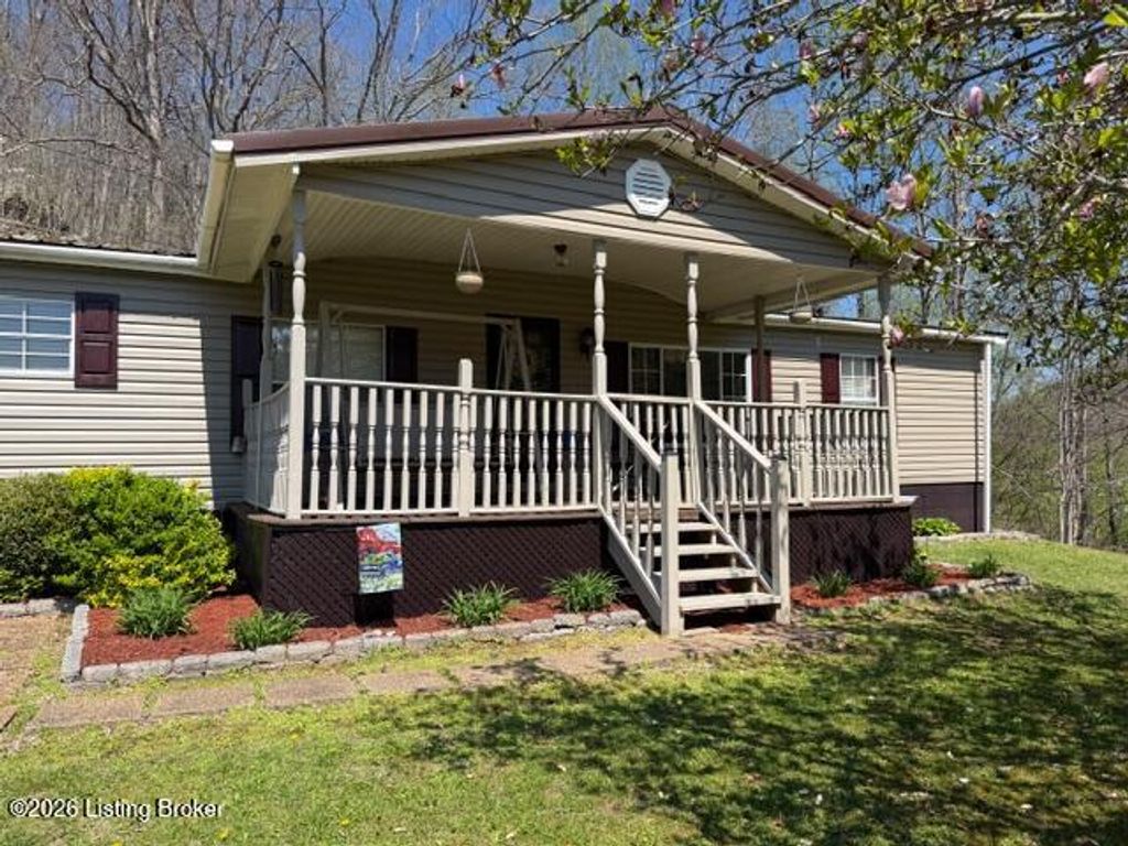 Photo of 9969 Route Kentucky Rte 581, Paintsville, KY 41240 (MLS # 1714023)