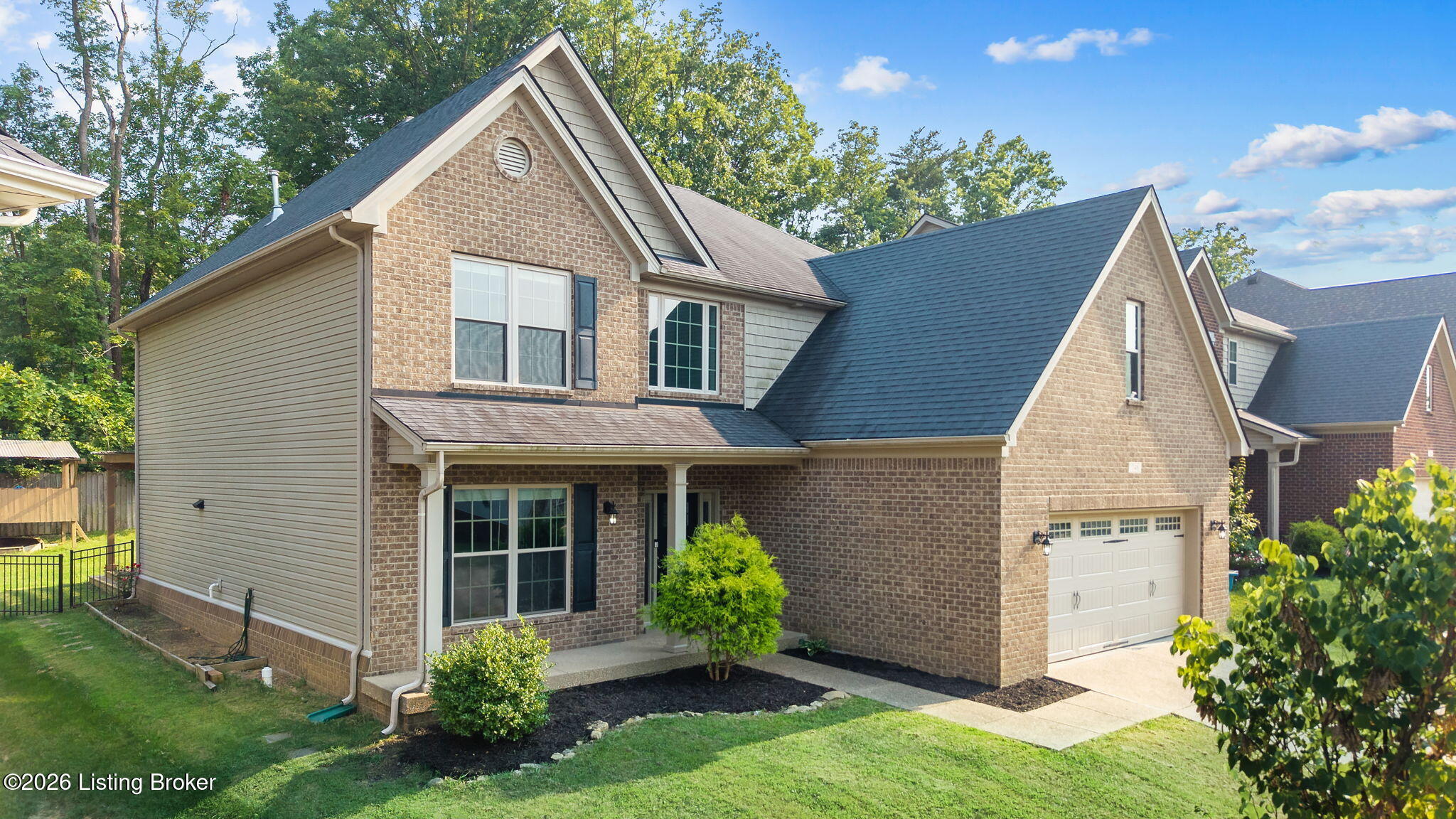 748 Dehart Ln