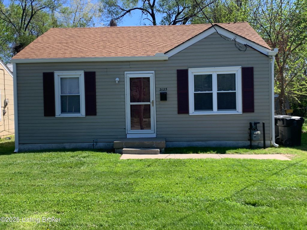 Photo of 2125 S 39th St, Louisville, KY 40211 (MLS # 1714015)