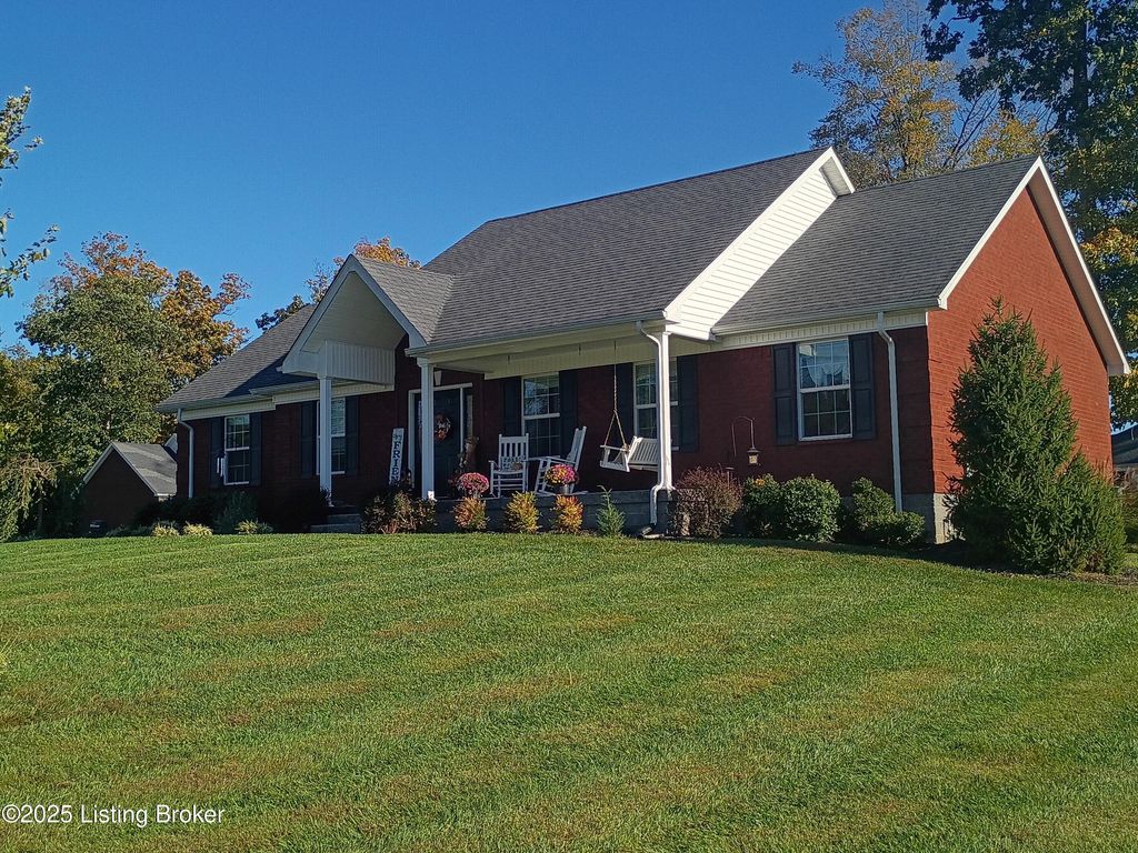 Photo of 107 Pennyrile Dr, Coxs Creek, KY 40013 (MLS # 1701607)