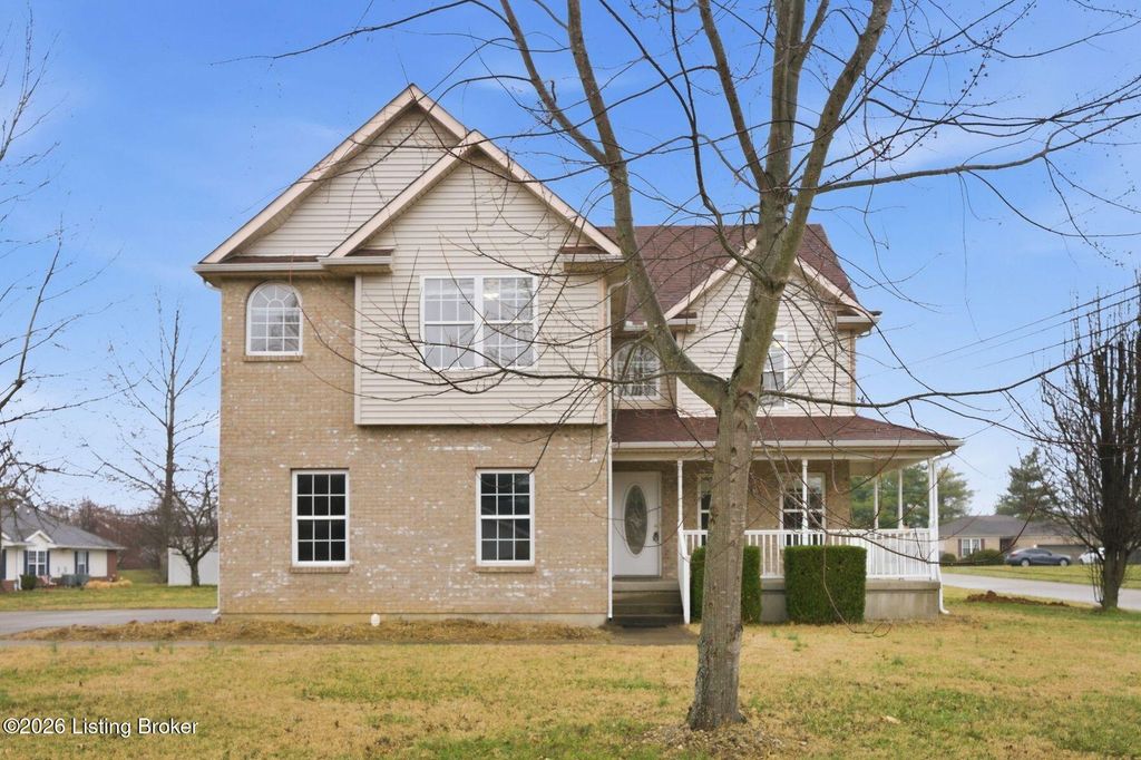 Photo of 270 W Emerald Cir, Mt Washington, KY 40047 (MLS # 1710047)