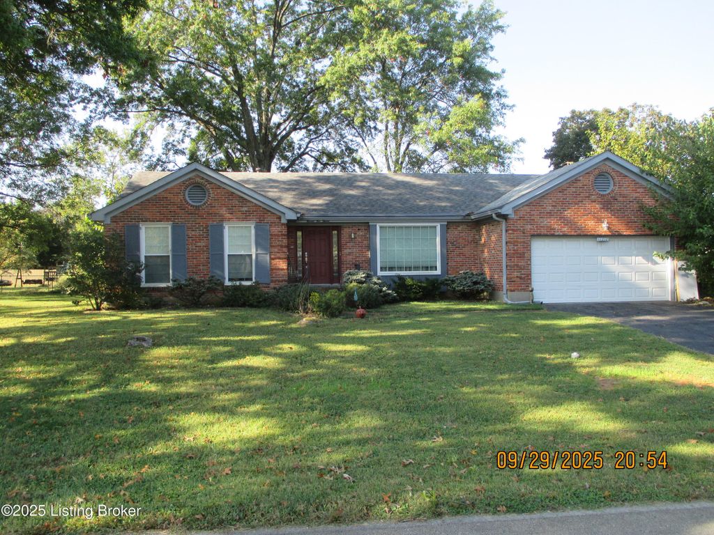 Photo of 11212 Finchley Rd, Louisville, KY 40243 (MLS # 1699454)