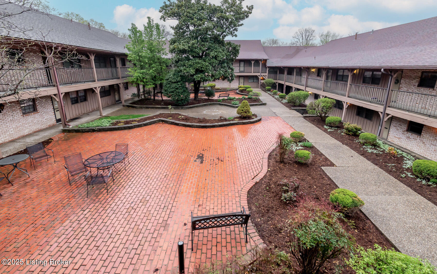 221 N Clifton Ave #APT 16, Louisville, Kentucky image 48