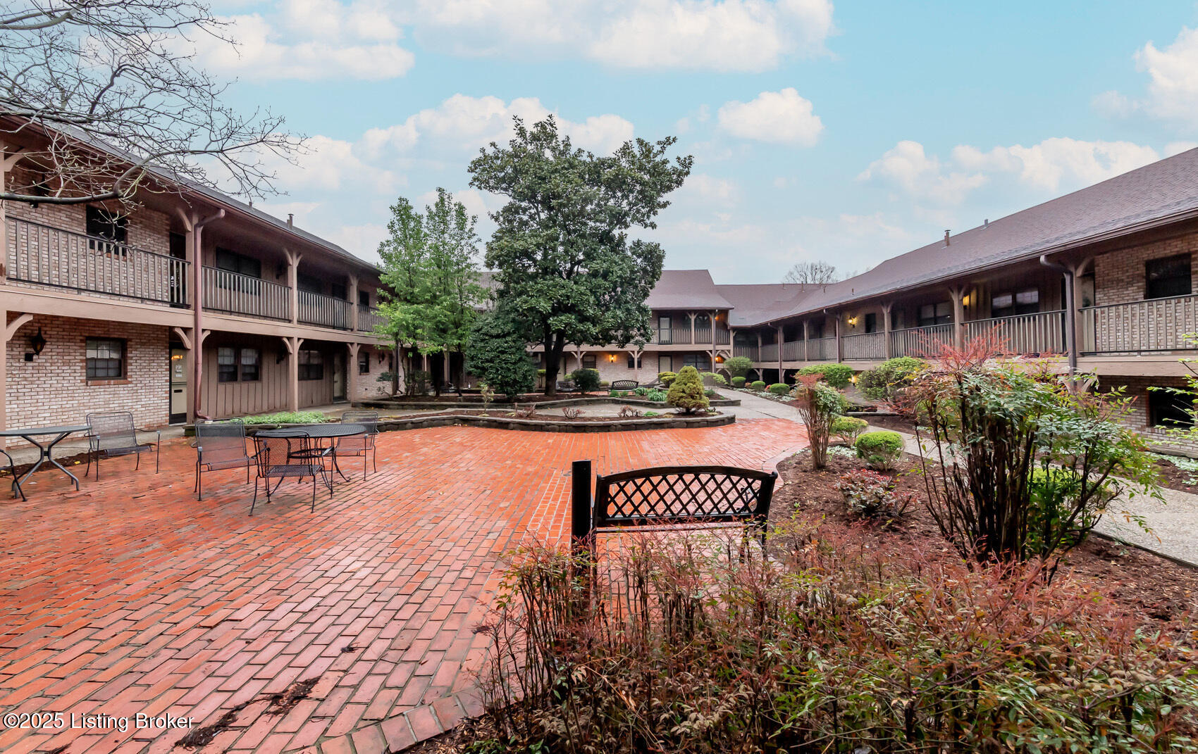 221 N Clifton Ave #APT 16, Louisville, Kentucky image 44
