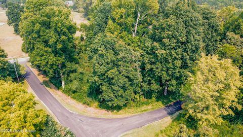 Townhouse For Sale - 1350 Lake Of The Woods Loop Loop<br/> Hardinsburg, KY 40143