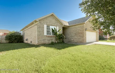 214 Spencer Ln, Mt Washington, KY 40047 - #: 1701302