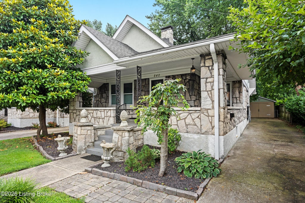 Photo of 840 Melford Ave, Louisville, KY 40217 (MLS # 1722796)