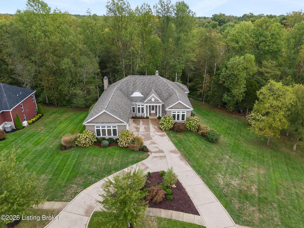 Photo of 12437 Poplar Woods Dr, Goshen, KY 40026 (MLS # 1700204)