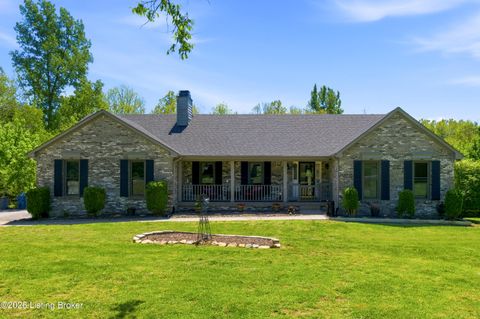Photo of 2010 Clearview Dr, La Grange, KY 40031 (MLS # 1717025)